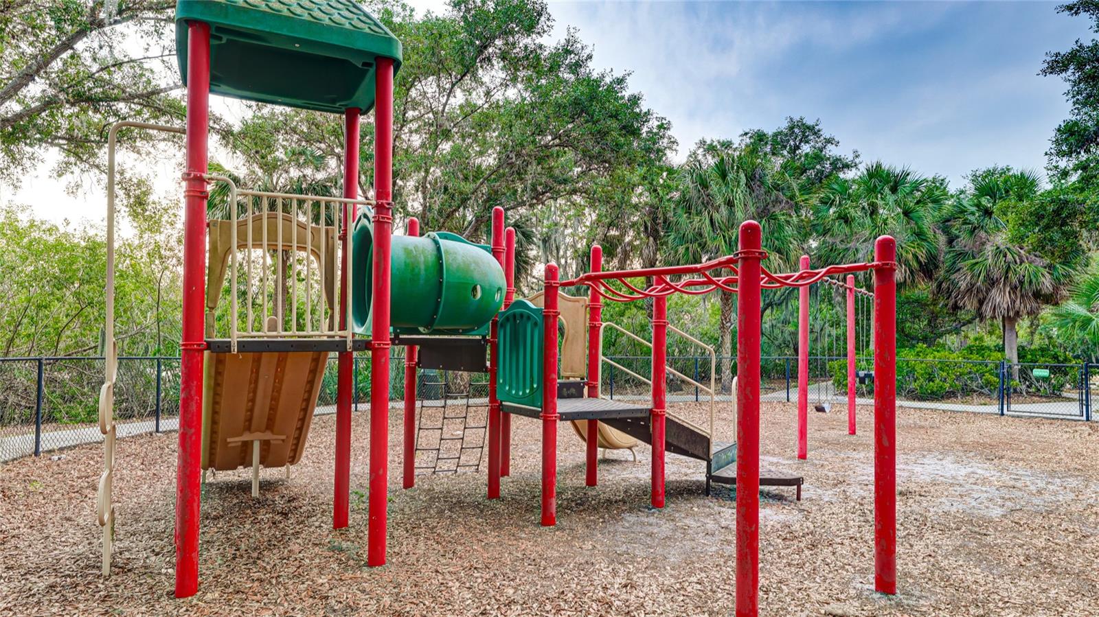 WATERLEFE GOLF & RIVER CLUB - Residential