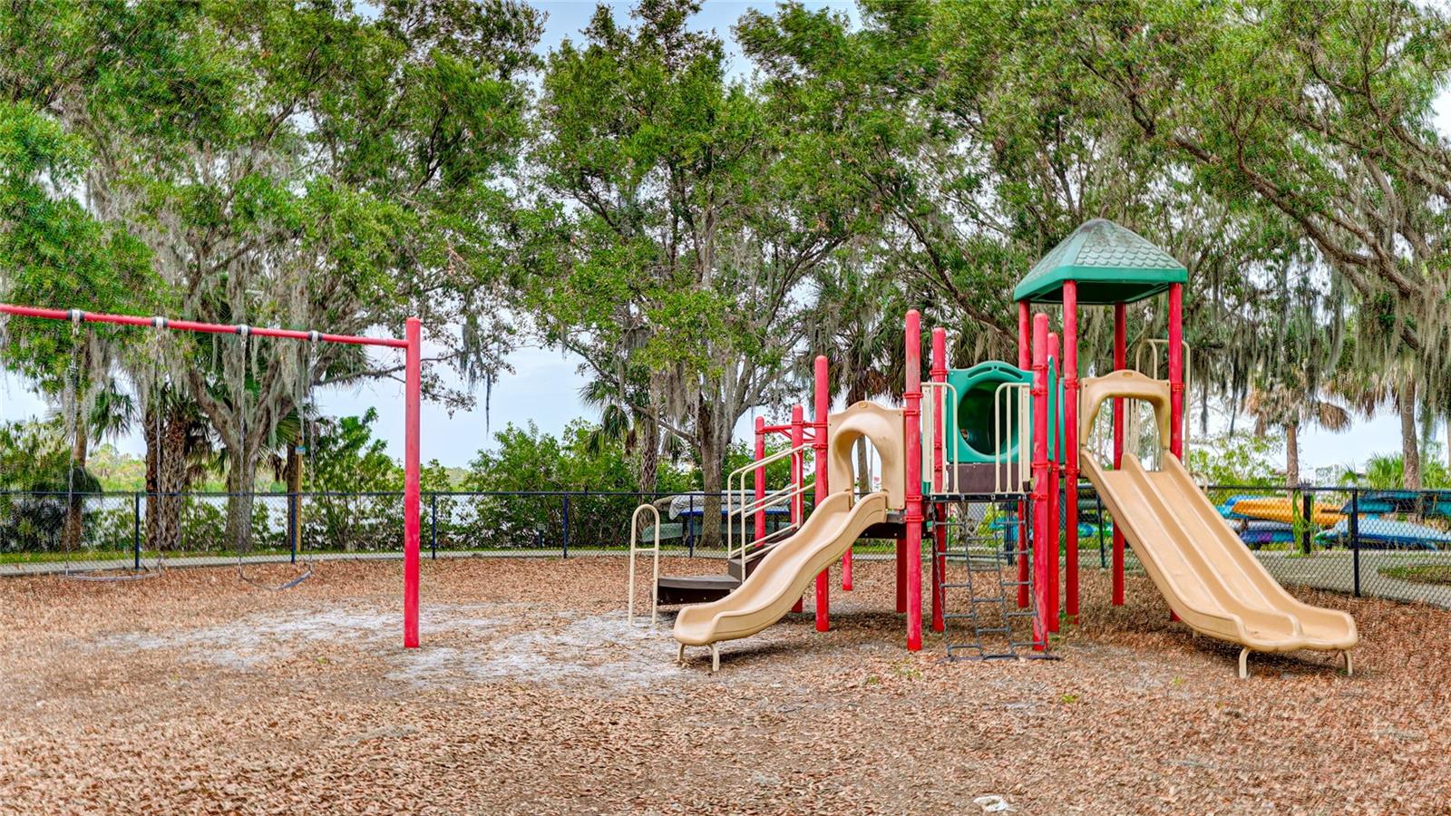 WATERLEFE GOLF & RIVER CLUB - Residential