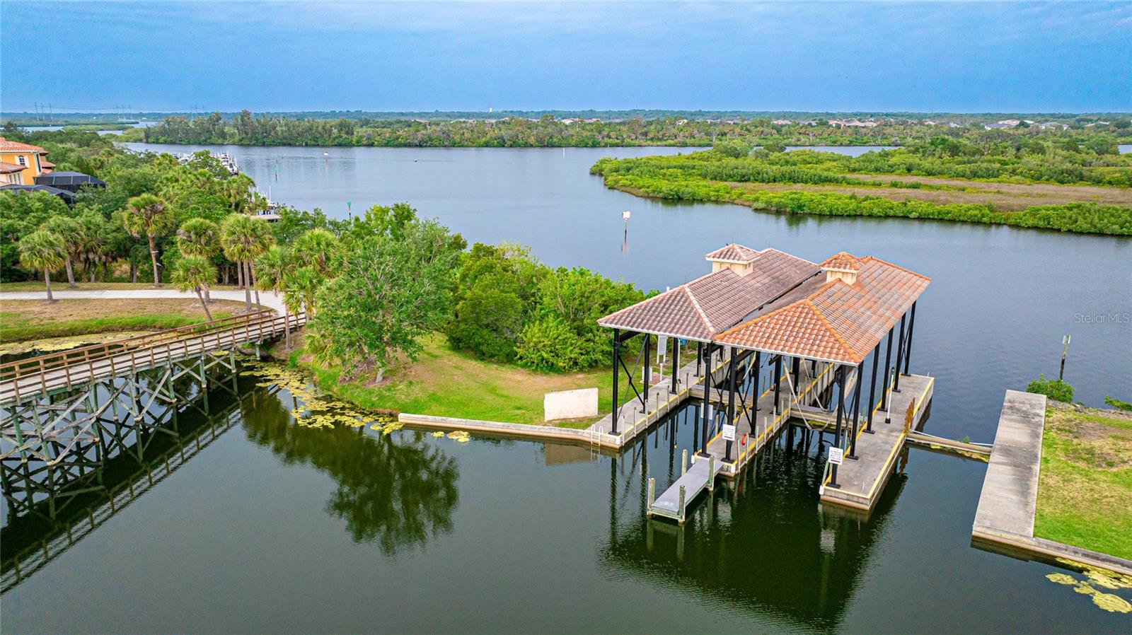 WATERLEFE GOLF & RIVER CLUB - Residential