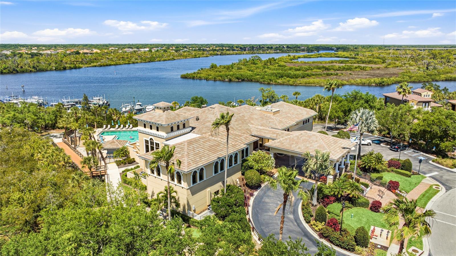 WATERLEFE GOLF & RIVER CLUB - Residential