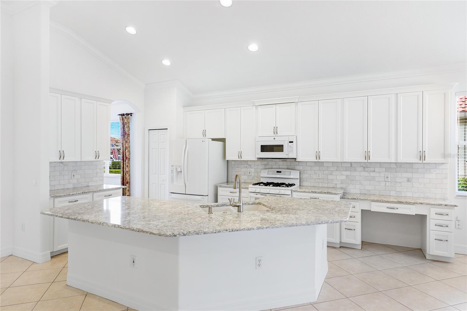 WATERLEFE GOLF & RIVER CLUB - Residential