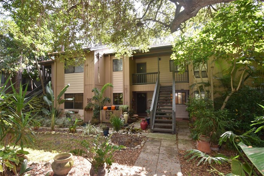 ***AVAILABLE NOW FOR SEASONAL OR ANNUAL***...You are going to love your new one bedroom one bathroom.  Pelican Cove is a 75-acre gated, vibrant, waterfront community nestled among manicured tropical foliage truly offering something for everyone. Abundant amenities include an 86-slip boat harbor with sailboat water, excellent rates, and a launch dock for kayaks and canoes, 6 heated swimming pools, hot tub, 3 clubhouses, 4 lighted tennis courts, pickleball, shuffleboard, basketball, dog walk area, 5.5 miles of walking trails and boardwalks as well as fishing gazebos, water exercise classes, exercise facilities, 2 art studios and a pottery classroom. Take classes at Pelican Cove University or join one of the more than 37 clubs, including photography, fiber art, bike riding, yoga, Tai Chi, culinary arts, and card clubs. Woodworking, sculpting and evening jazz & classical music concerts round out the active lifestyle. Pelican Cove, the ultimate adult sanctuary, continues to be recognized and win awards for its landscaping and its superior management. Minutes from SIESTA KEY BEACH, restaurants, shopping.