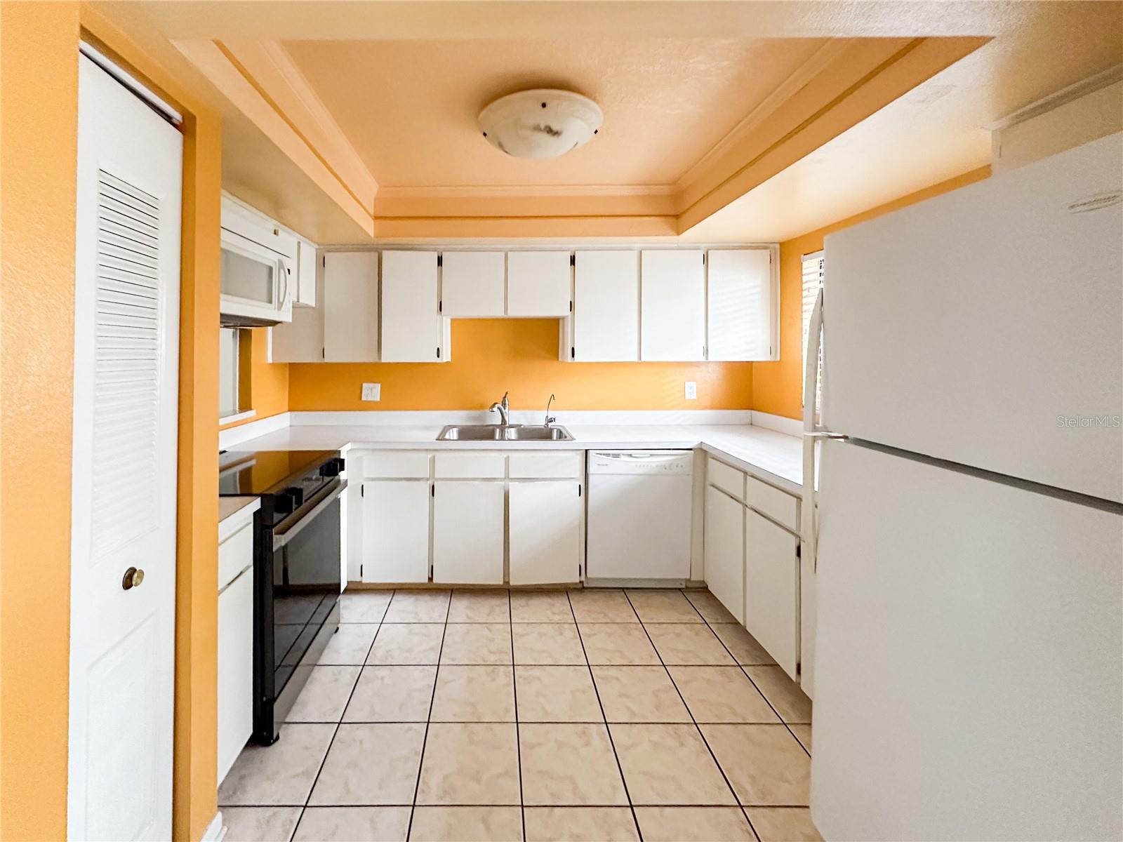 3710 GREENERY COURT 110