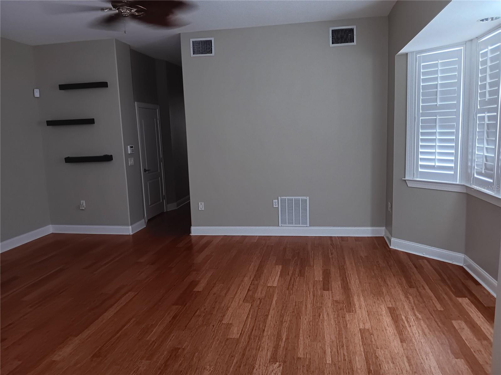 BRIGHTWATER TWNHMS - Residential