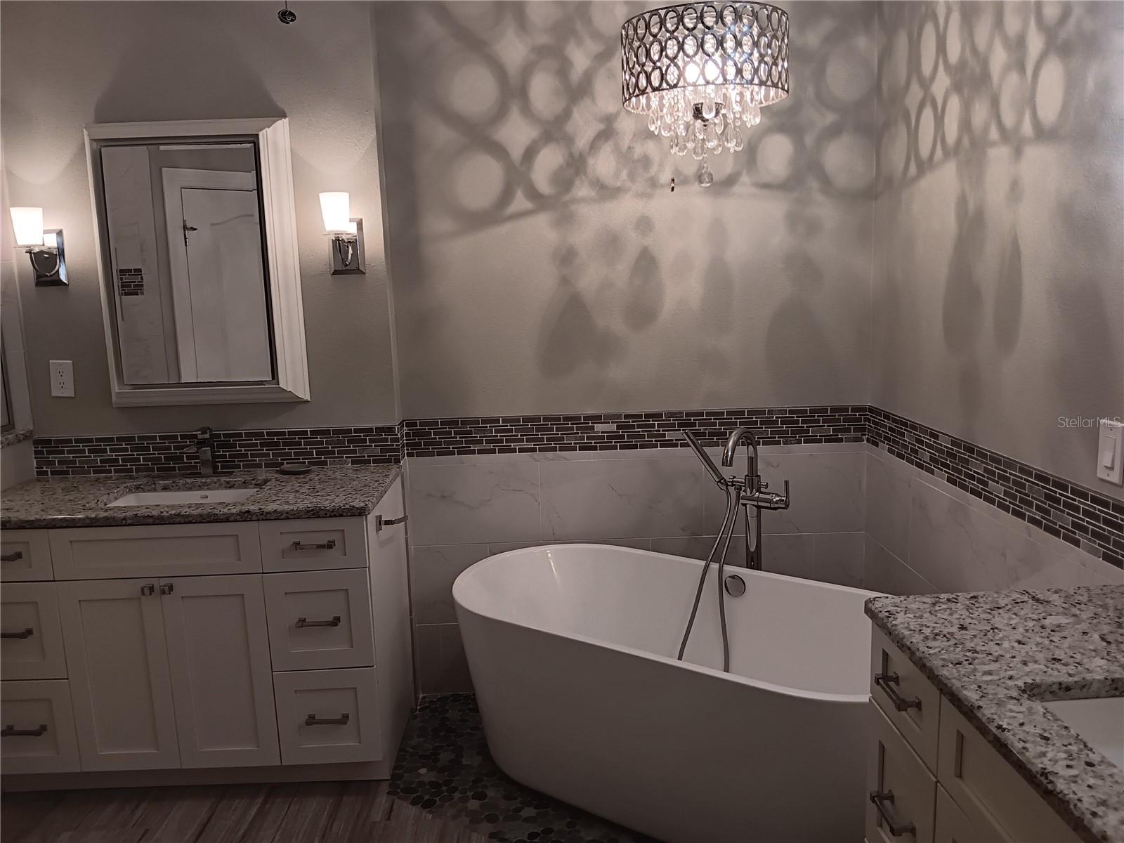 BRIGHTWATER TWNHMS - Residential