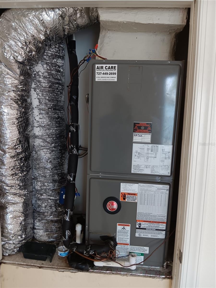 BRIGHTWATER TWNHMS - Residential