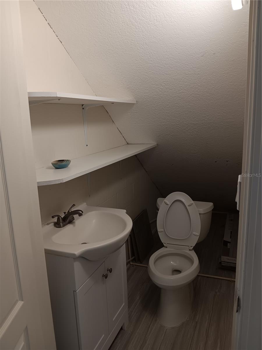 200 BRIGHTWATER DRIVE 1