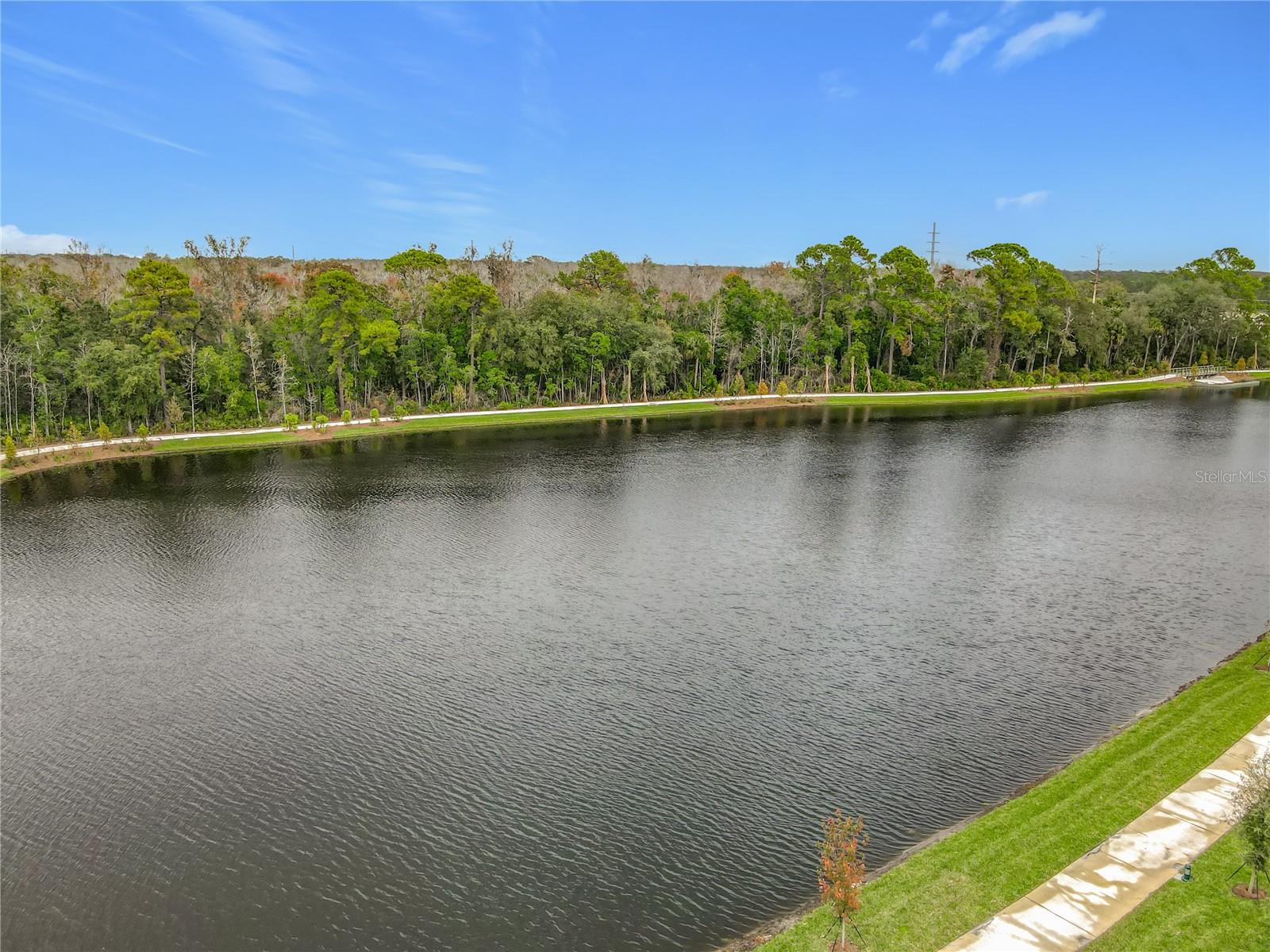 CELEBRATION ISLAND VILLAGE PH 2A PB 35 PGS 145-15 - Residential Lease