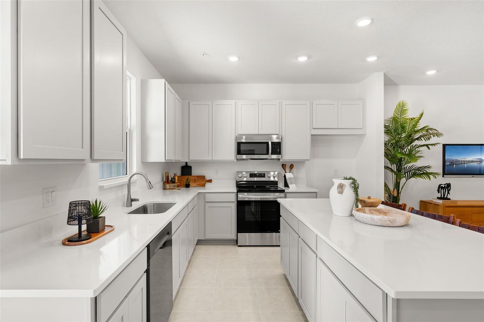 EDEN CREST TOWNHOMES - Residential