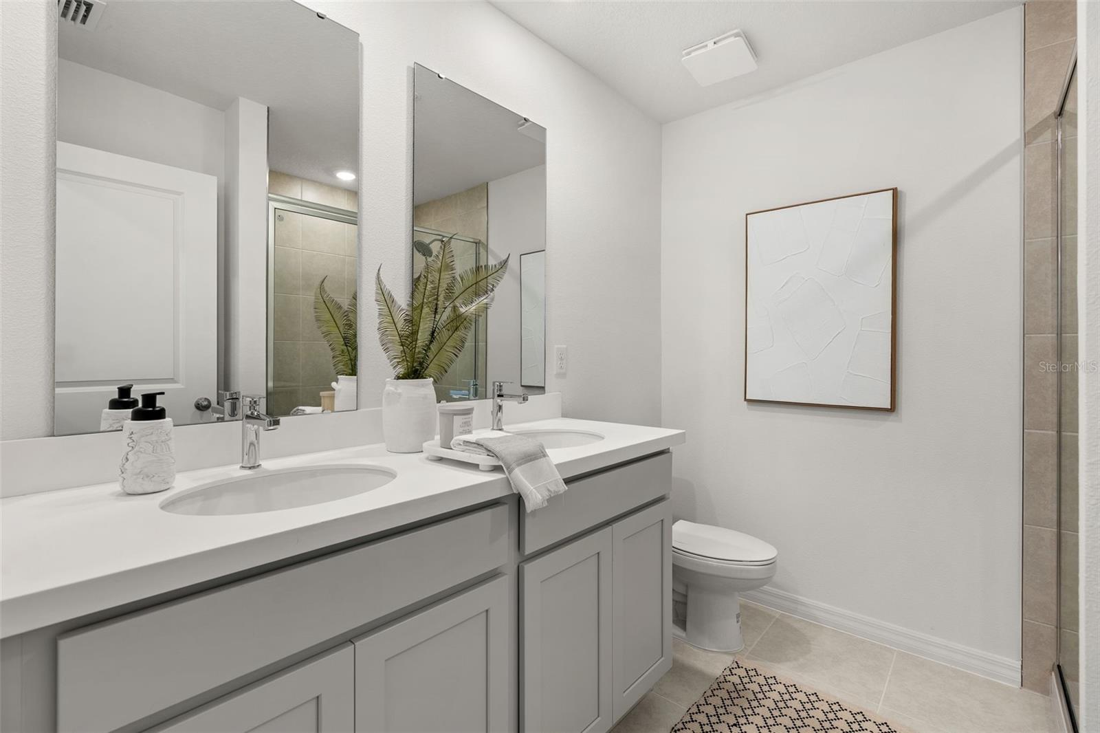 EDEN CREST TOWNHOMES - Residential