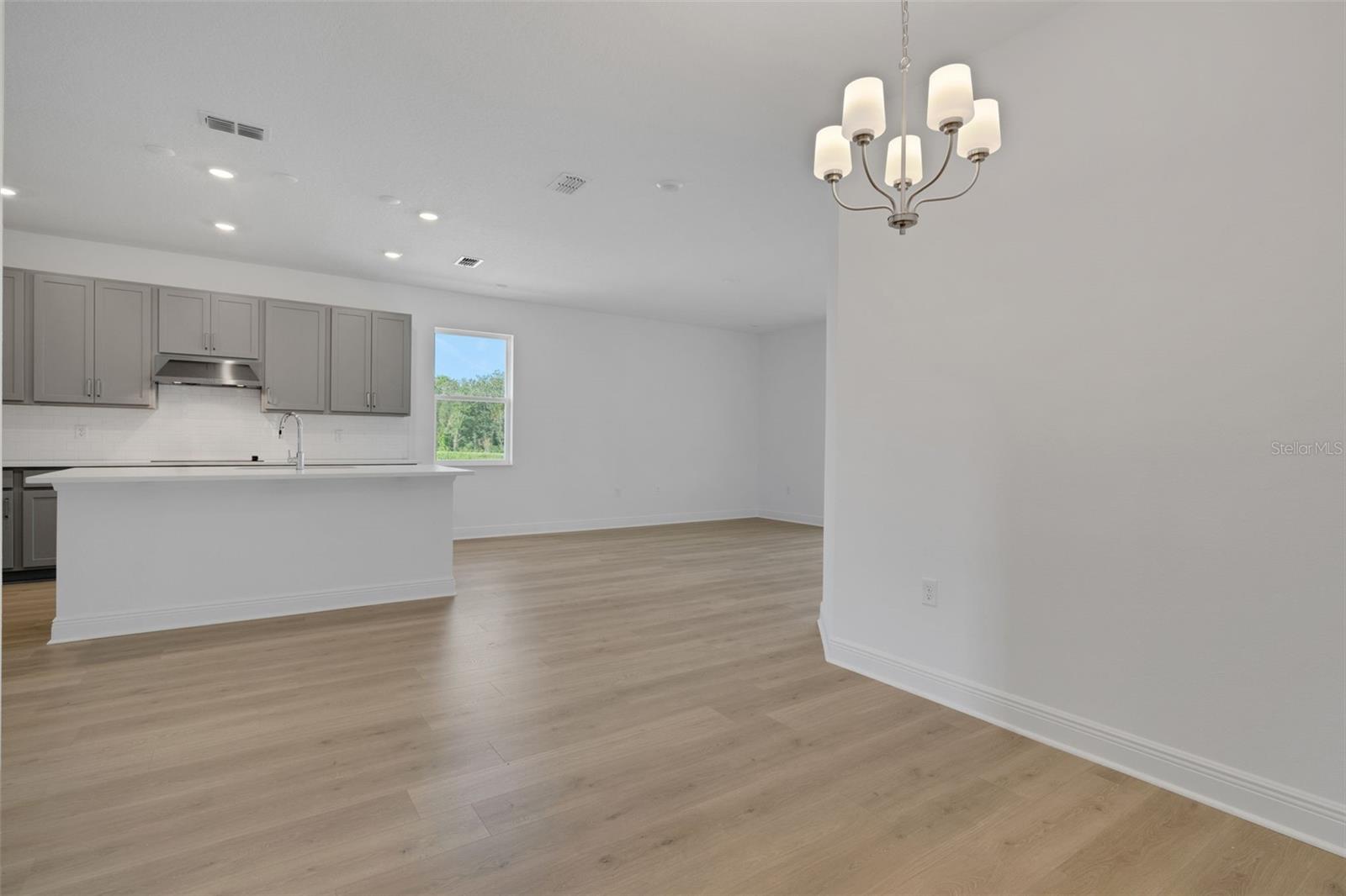 RESERVES AT HAMMOCK OAKS - Residential