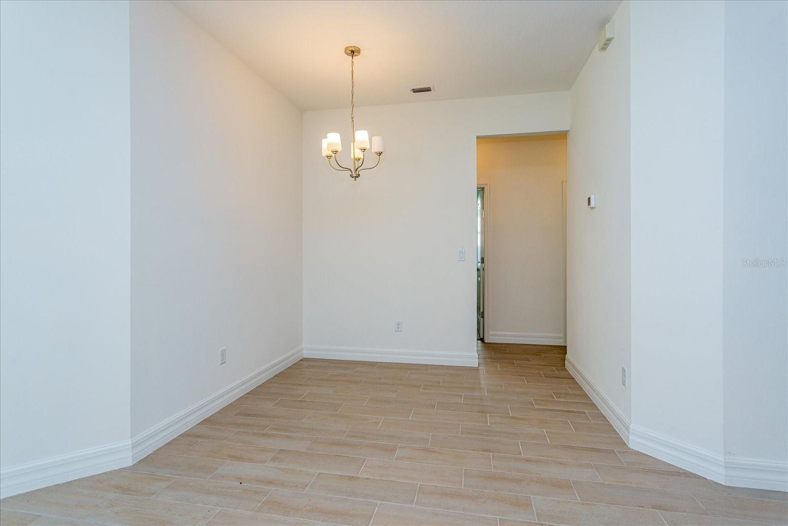 RESERVES AT HAMMOCK OAKS - Residential