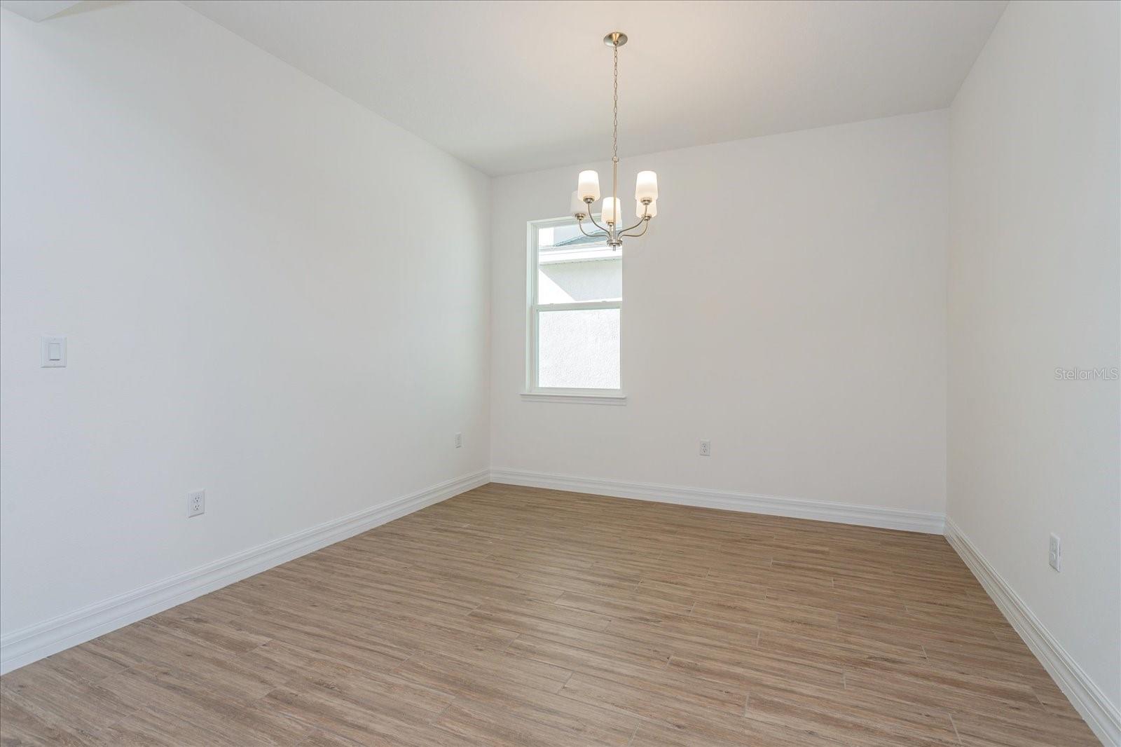 RESERVES AT HAMMOCK OAKS - Residential