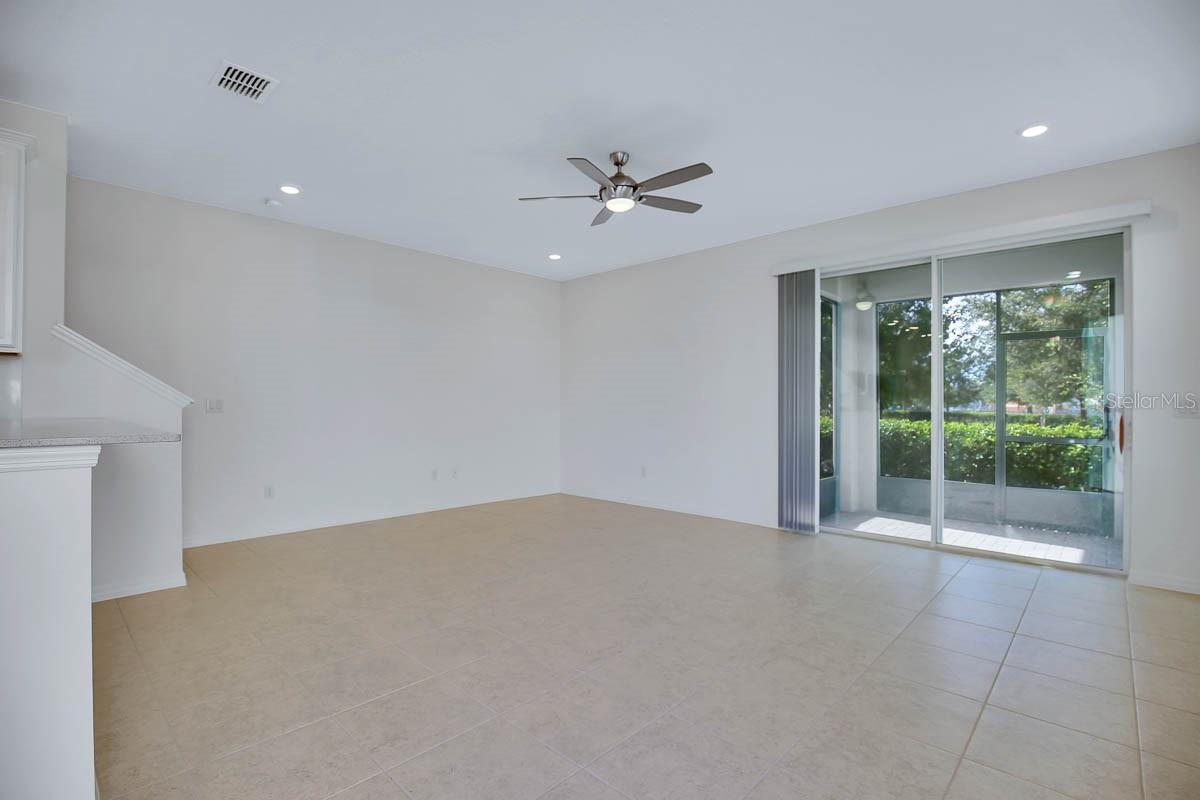 FISHHAWK RANCH WEST TWNHMS - Residential Lease