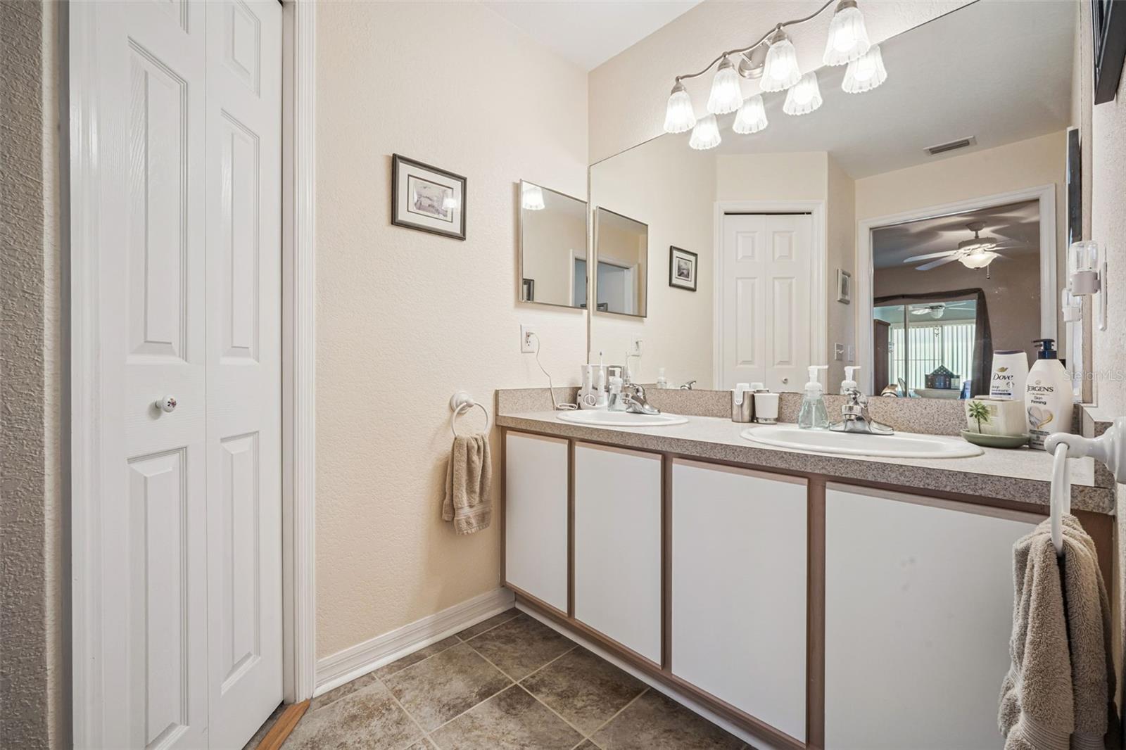 CHALET ESTATES - Residential