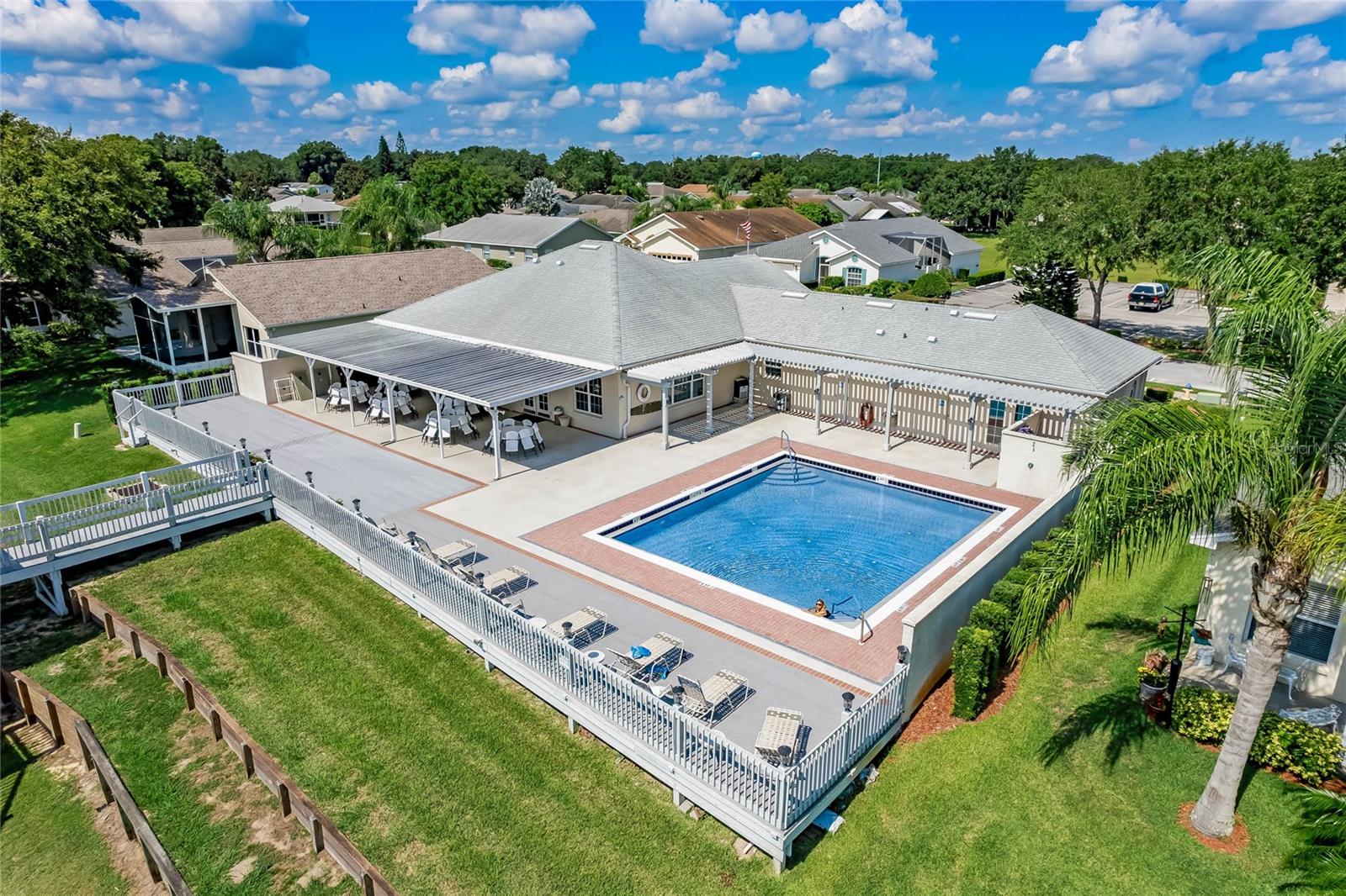 CHALET ESTATES - Residential