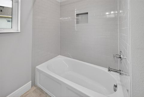 Tiny photo for 3954 Kennebunk Loop, Mount Dora, FL 32757 (MLS # G5108727)