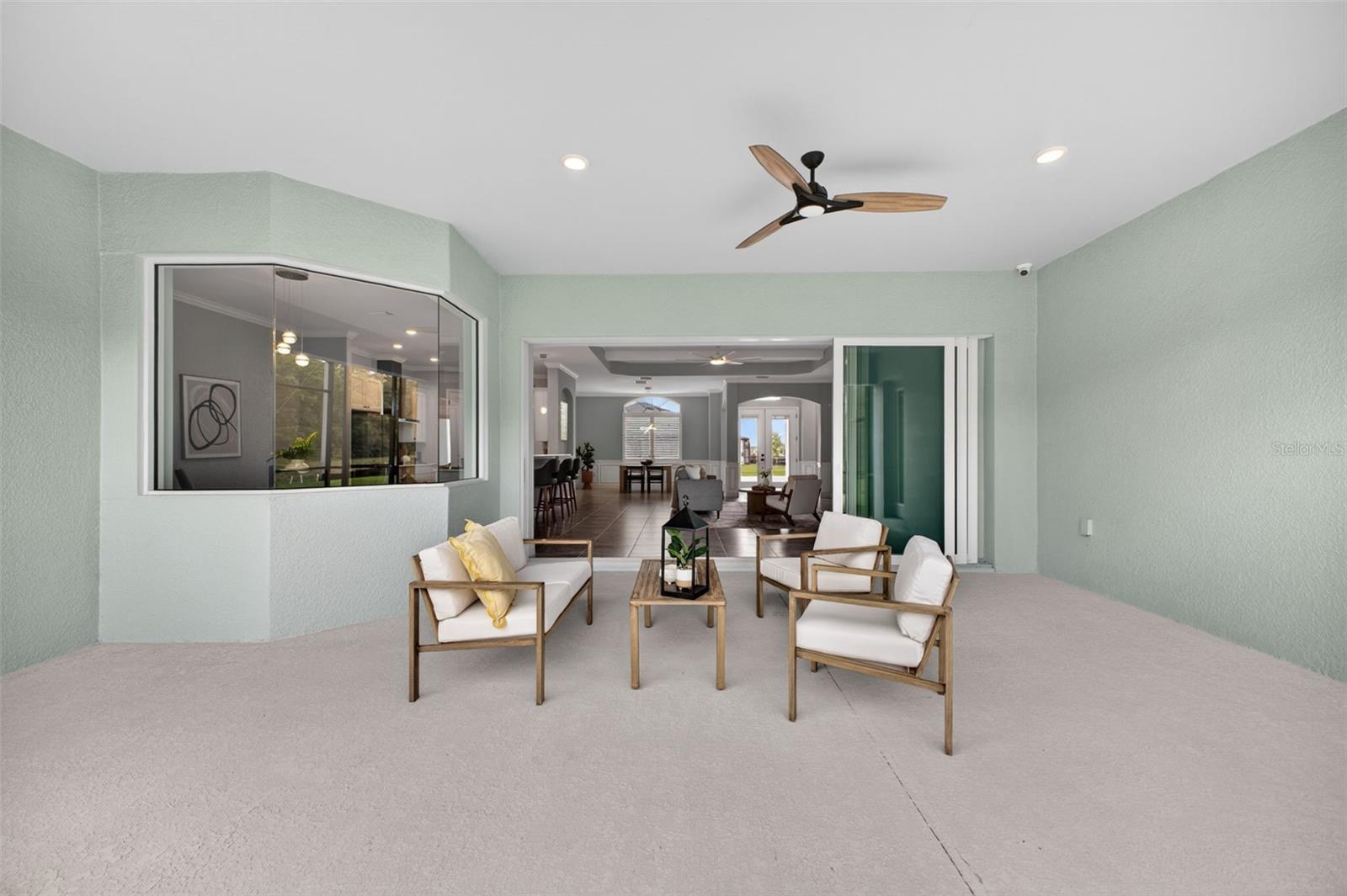 LAKES OF MOUNT DORA - Residential