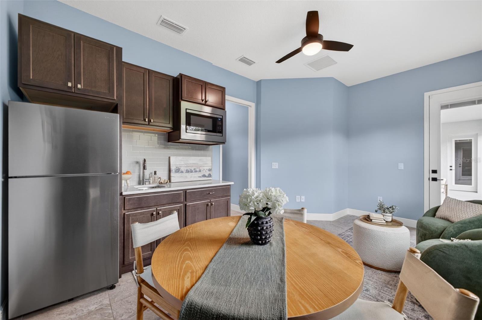 LAKES OF MOUNT DORA - Residential