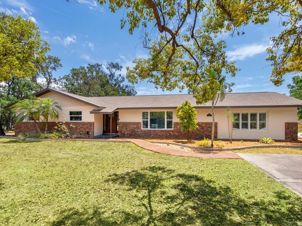 Photo of 6308 Caracara Street, Sarasota, FL 34241 (MLS # A4646097)