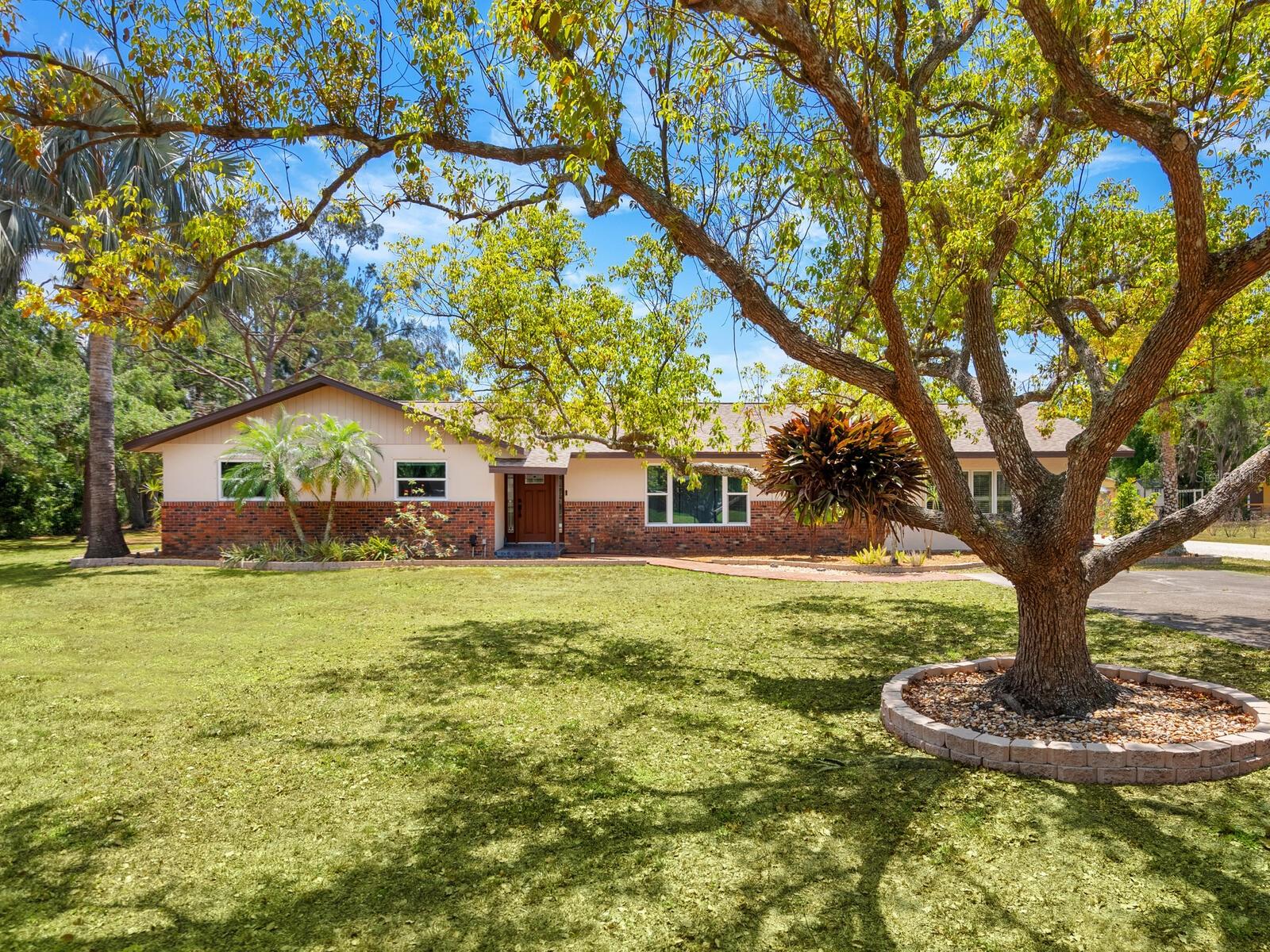 6308 CARACARA STREET