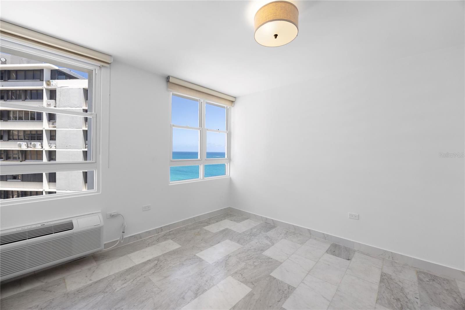 CARRION COURT PLAYA - Residential
