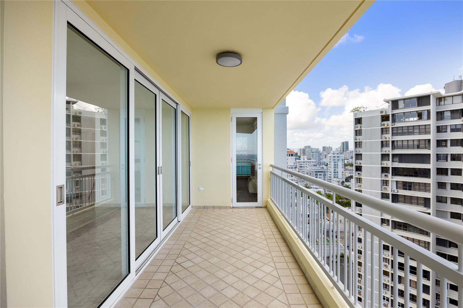 CARRION COURT PLAYA - Residential