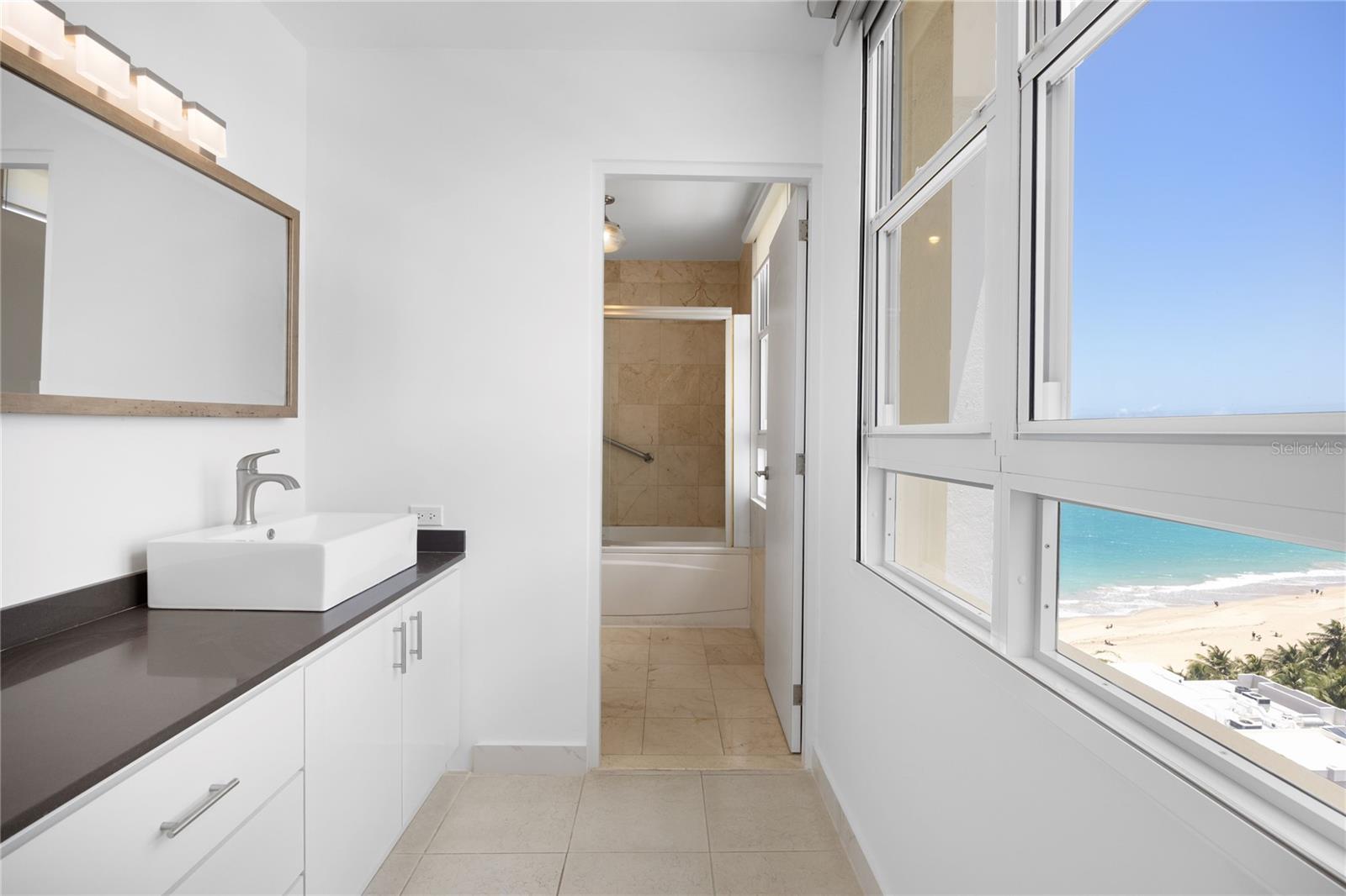 CARRION COURT PLAYA - Residential