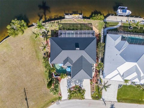 A home in PUNTA GORDA