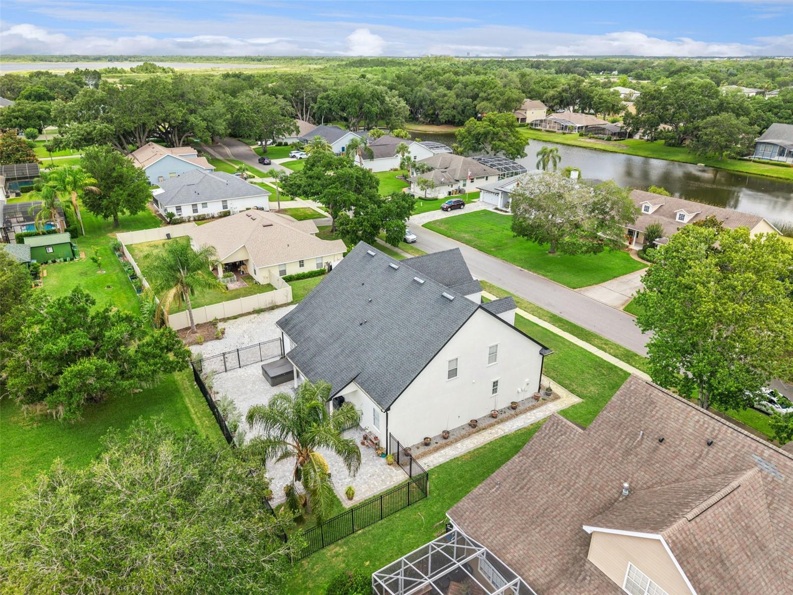 HAMMOCK POINTE - Residential