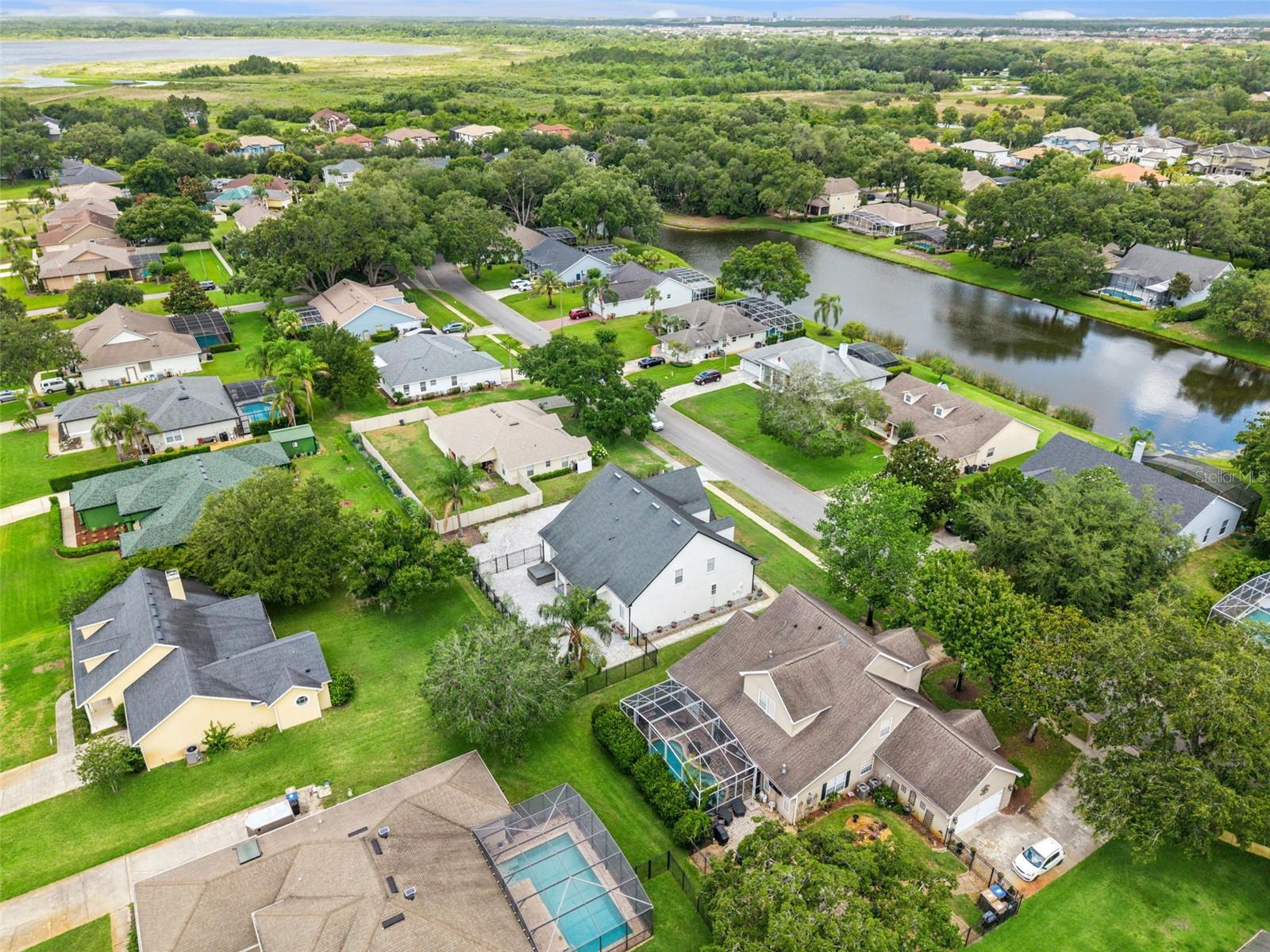 HAMMOCK POINTE - Residential