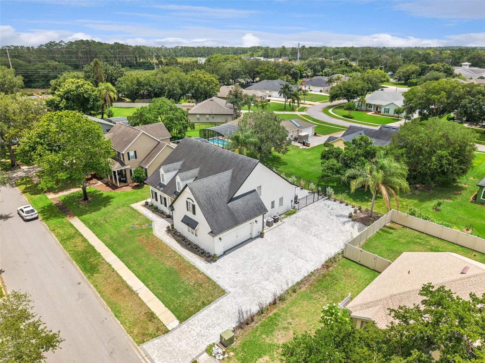 HAMMOCK POINTE - Residential