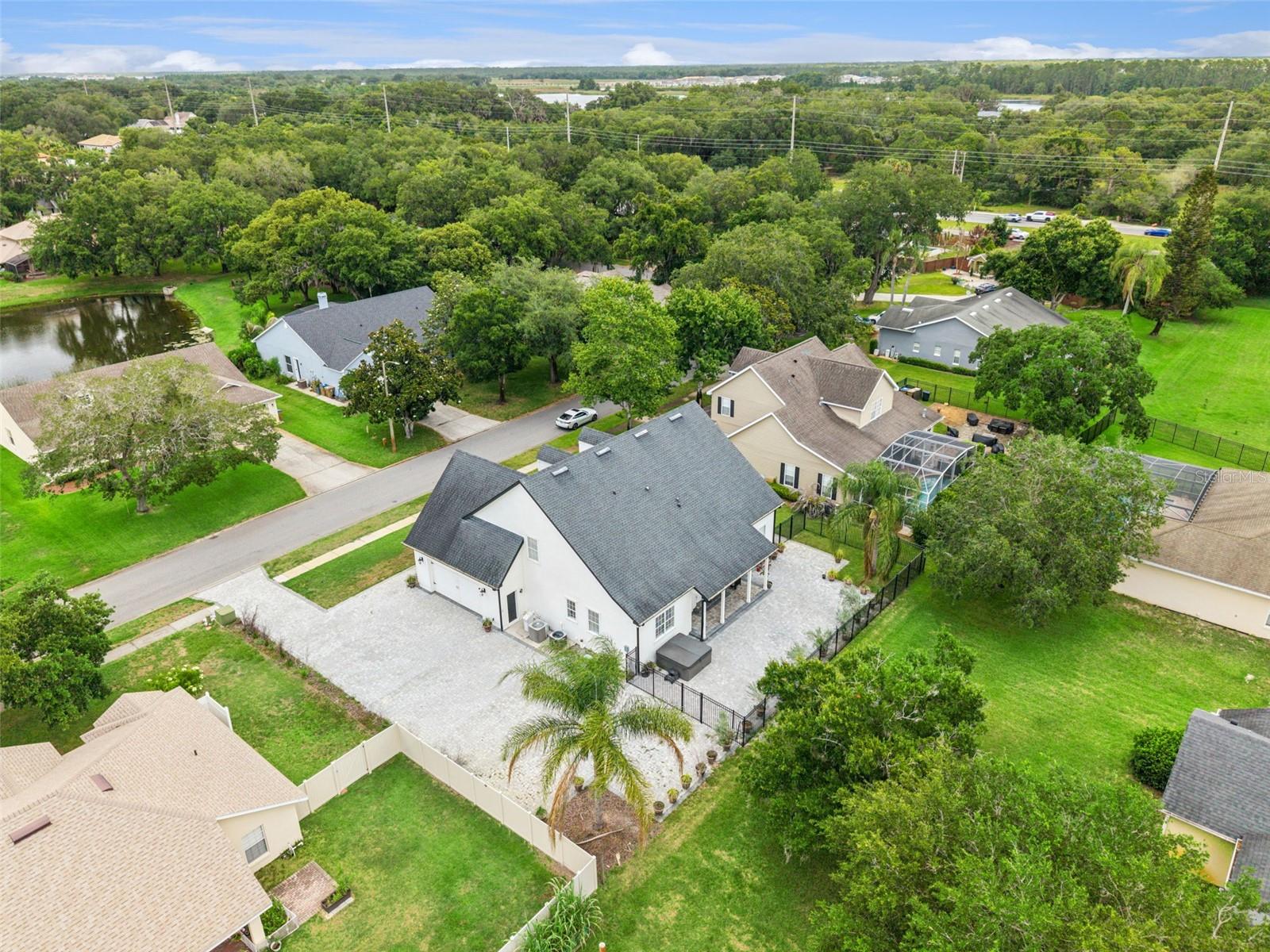 HAMMOCK POINTE - Residential