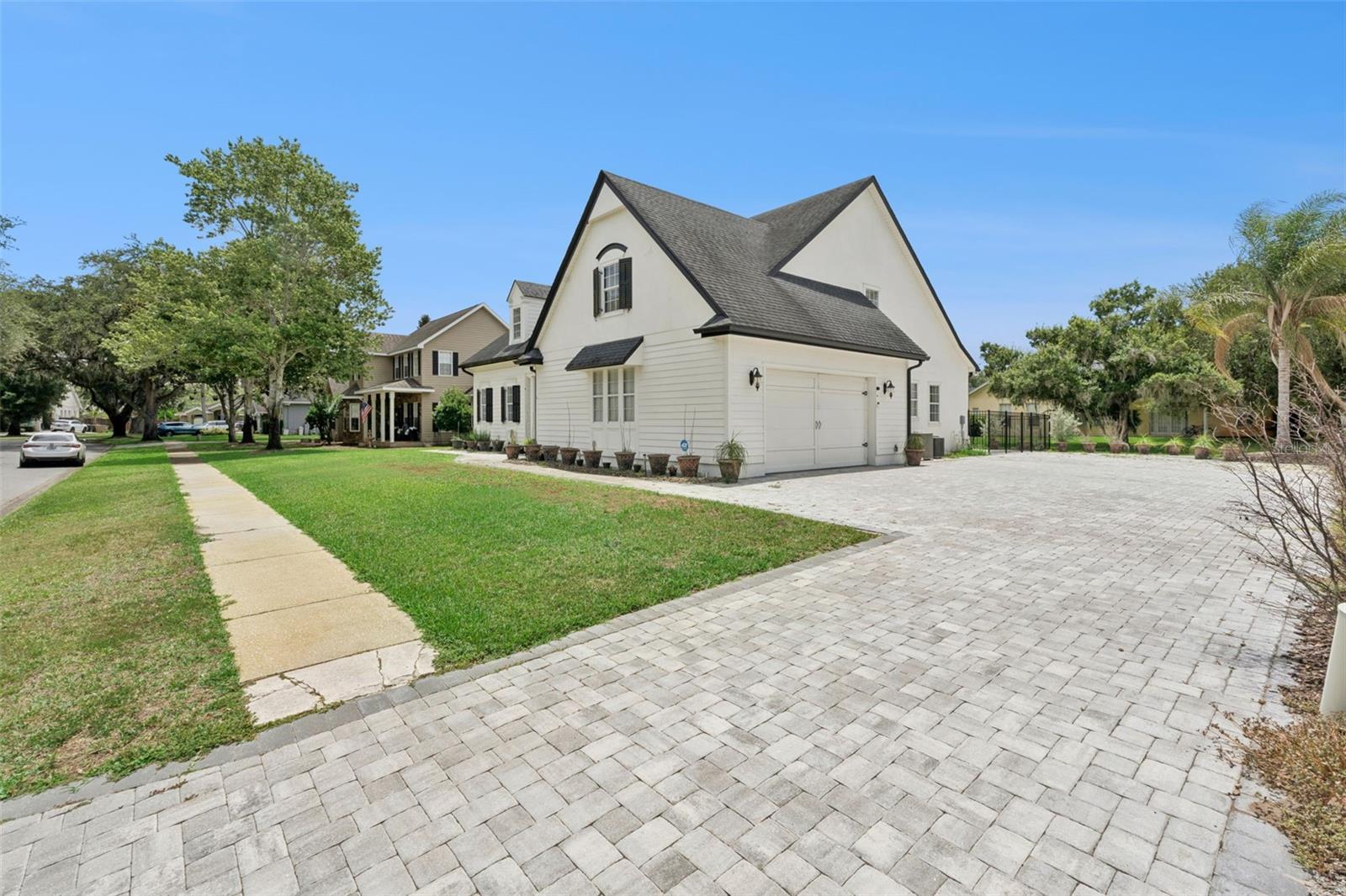 HAMMOCK POINTE - Residential