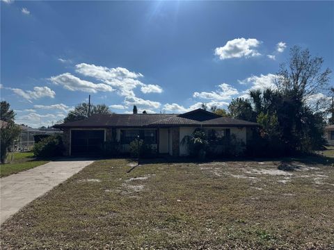 A home in SEBRING