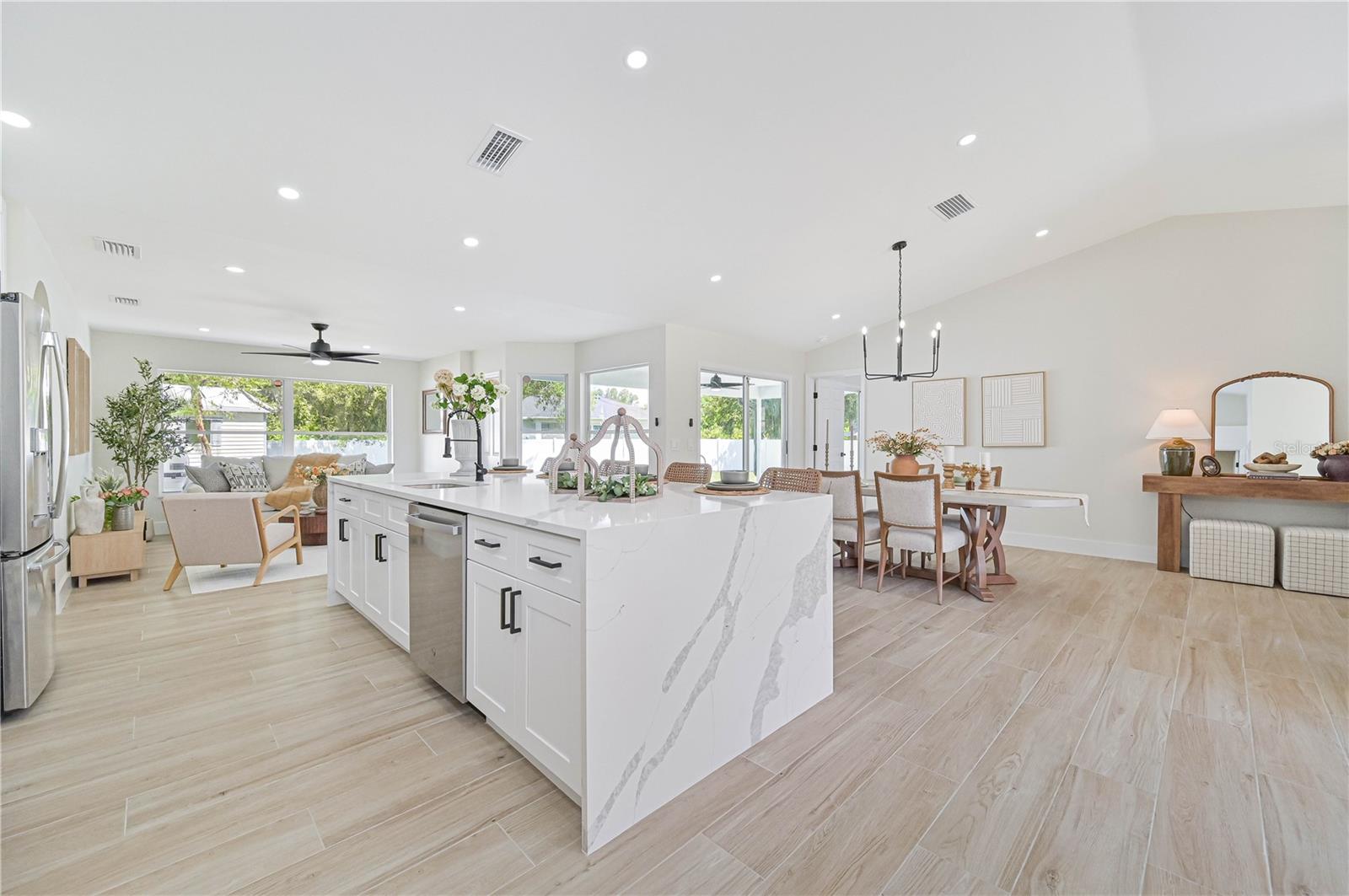 5591 JOSLYN TERRACE