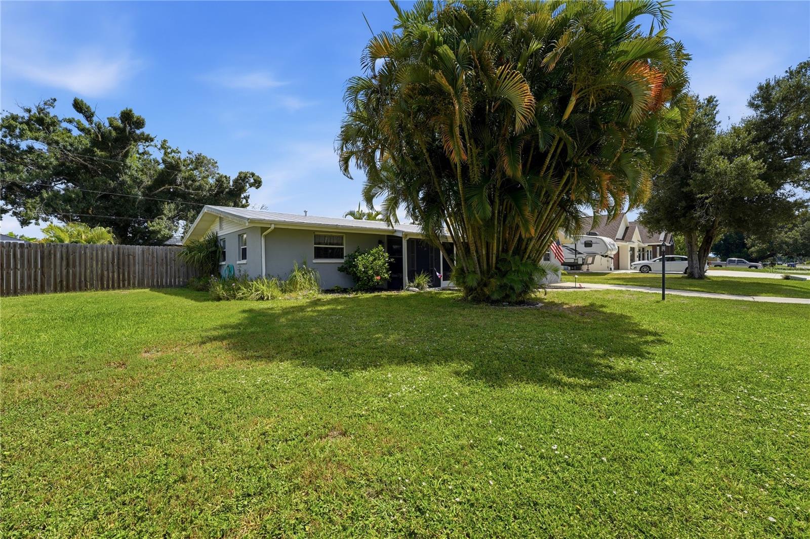 Search Properties for Sale 3 459 E BAFFIN DRIVE