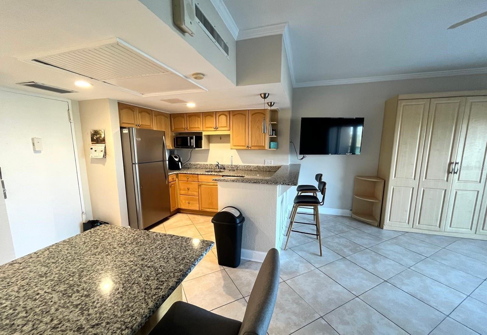 880 MANDALAY AVENUE C412