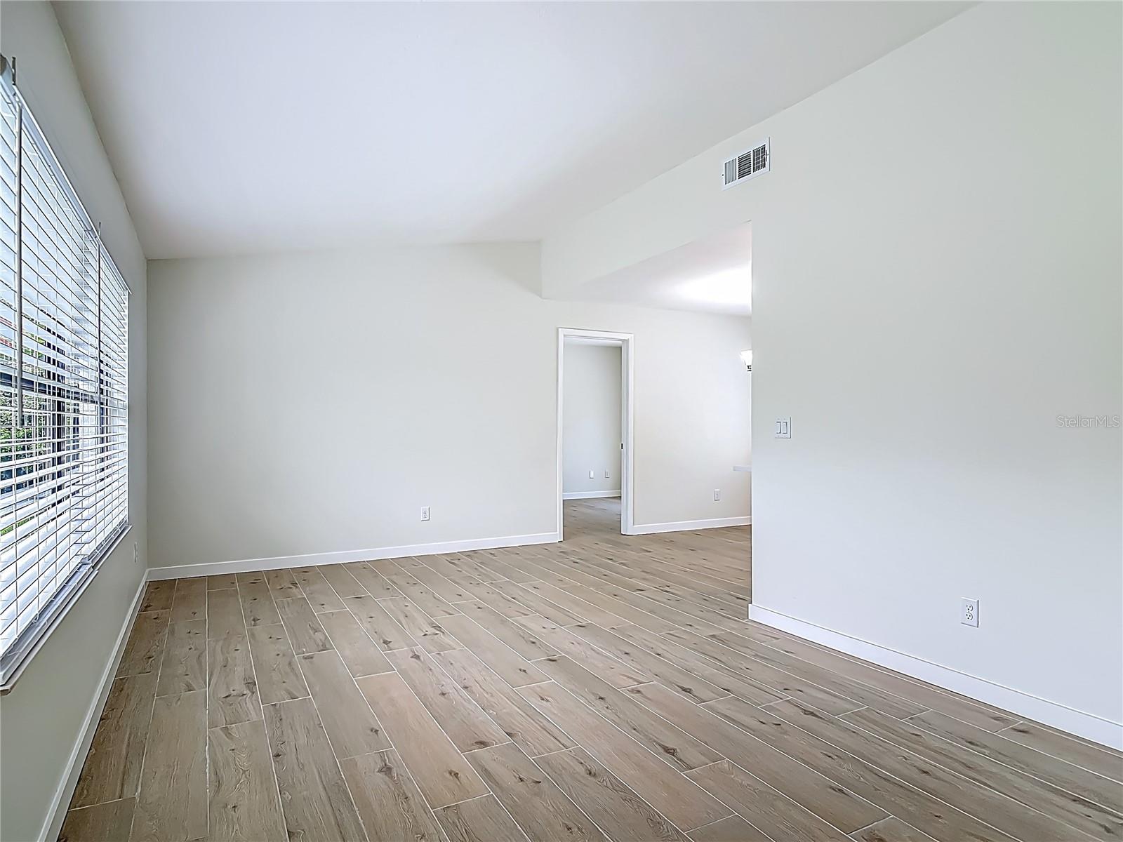 34 AARON CIRCLE