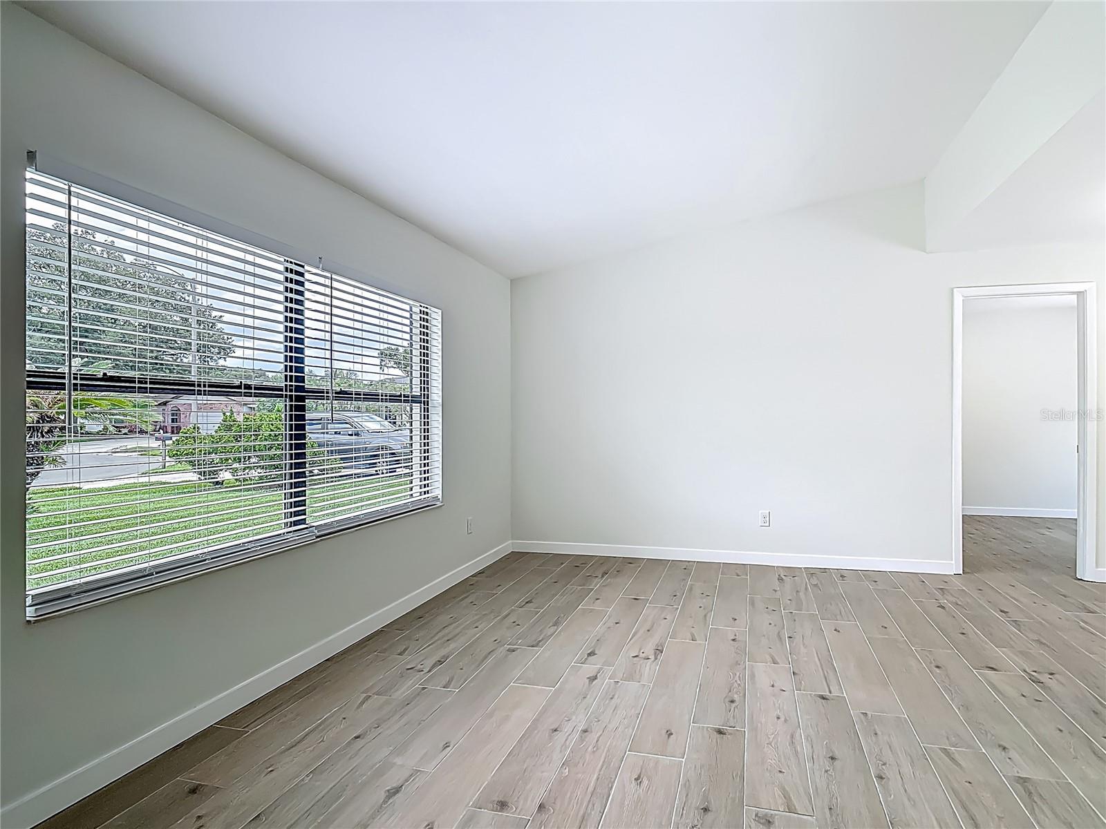 34 AARON CIRCLE