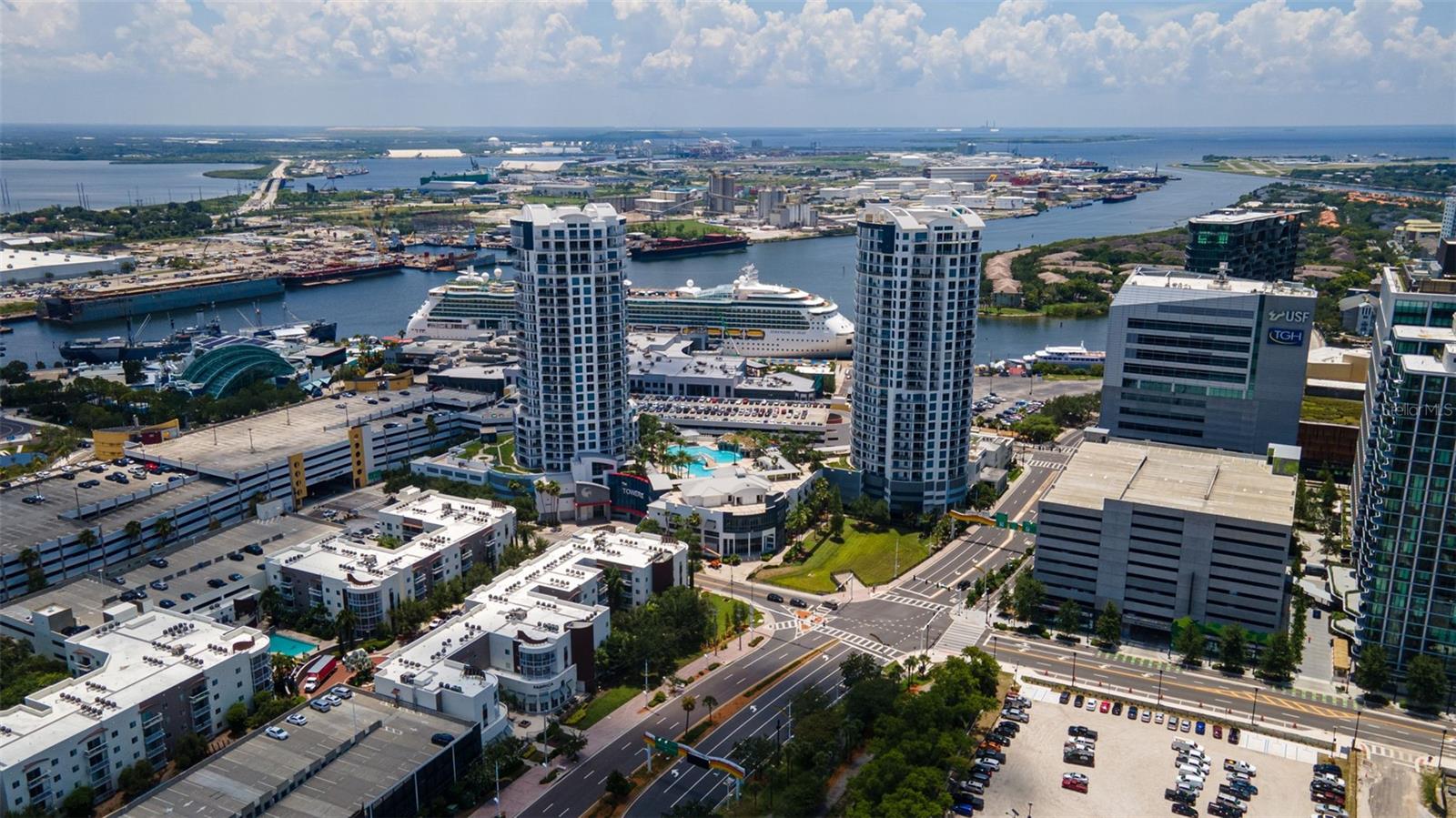 TOWERS OF CHANNELSIDE CONDOMIN - Residential Lease