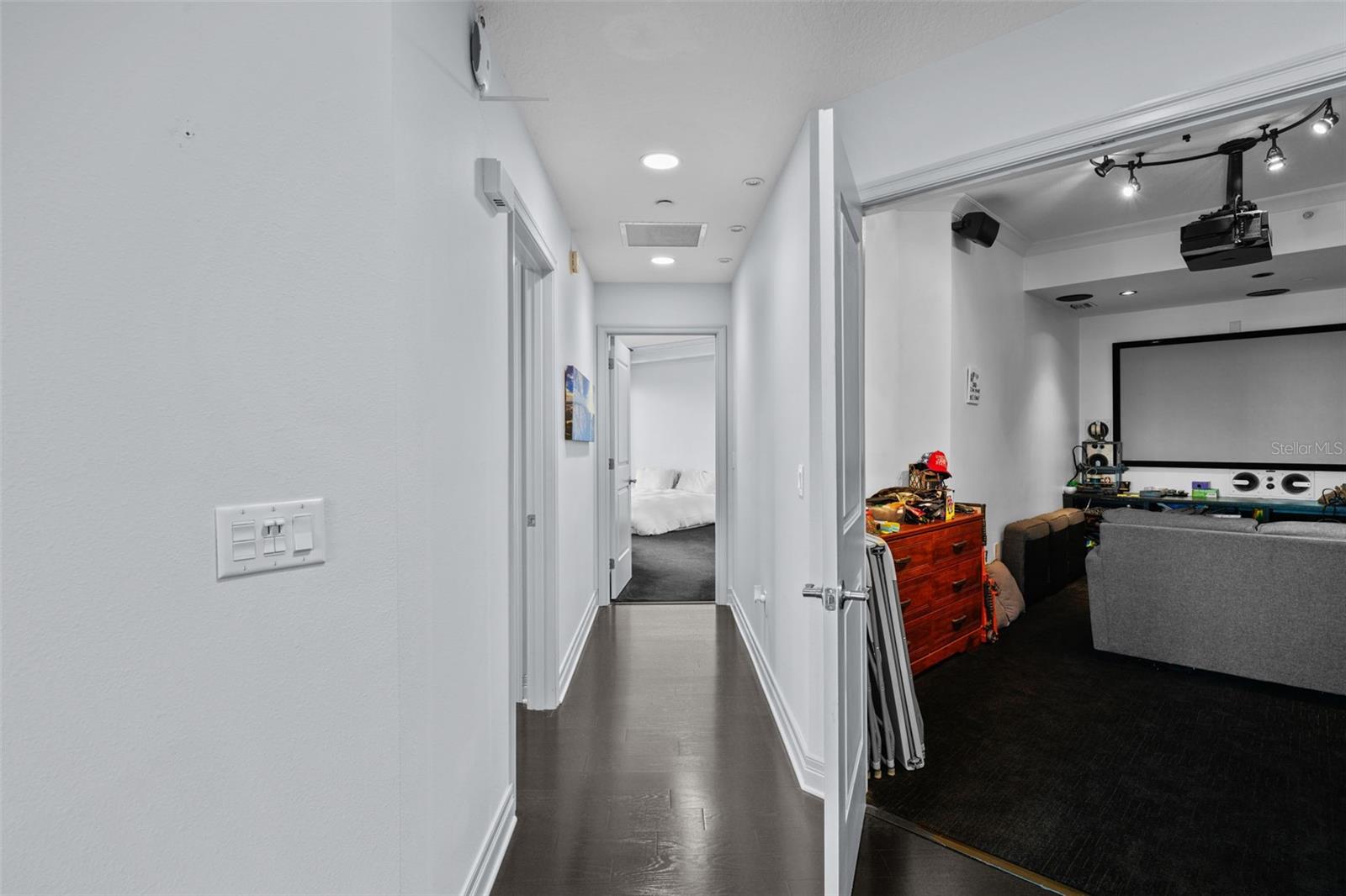 TOWERS OF CHANNELSIDE CONDOMIN - Residential Lease