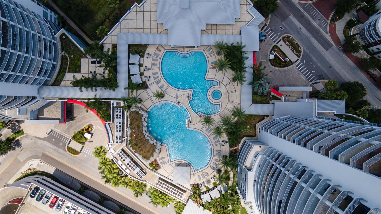 TOWERS OF CHANNELSIDE CONDOMIN - Residential Lease