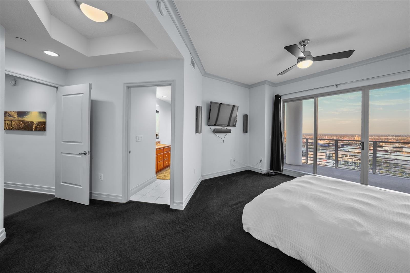 TOWERS OF CHANNELSIDE CONDOMIN - Residential Lease
