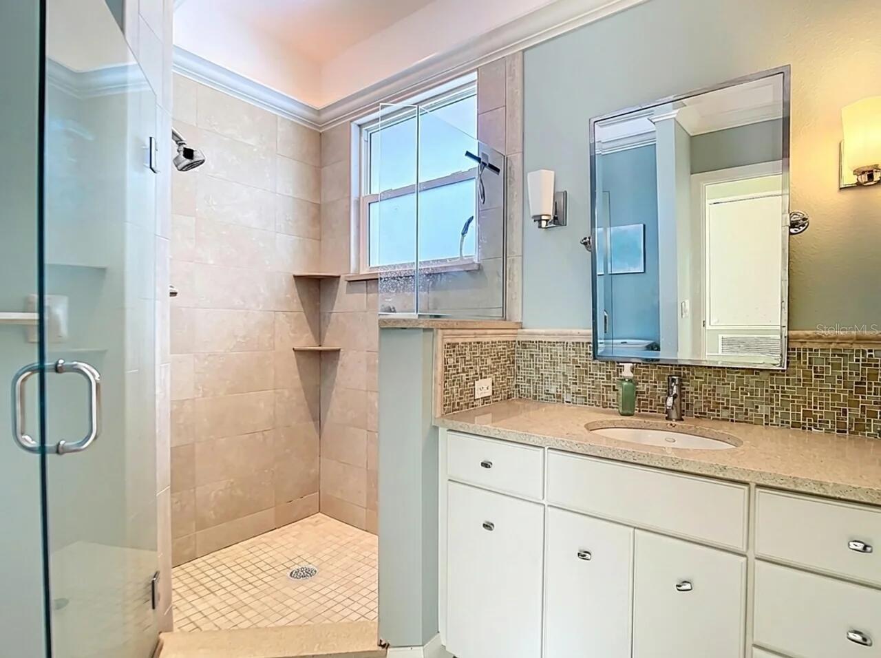 ACREAGE AND UNREC - Residential