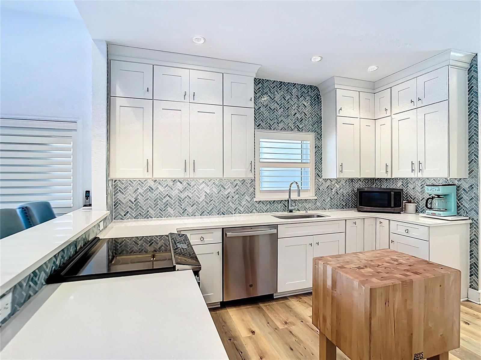 ACREAGE AND UNREC - Residential