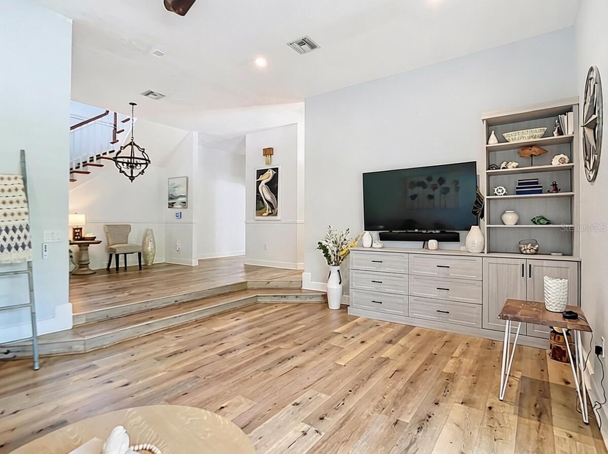 ACREAGE AND UNREC - Residential