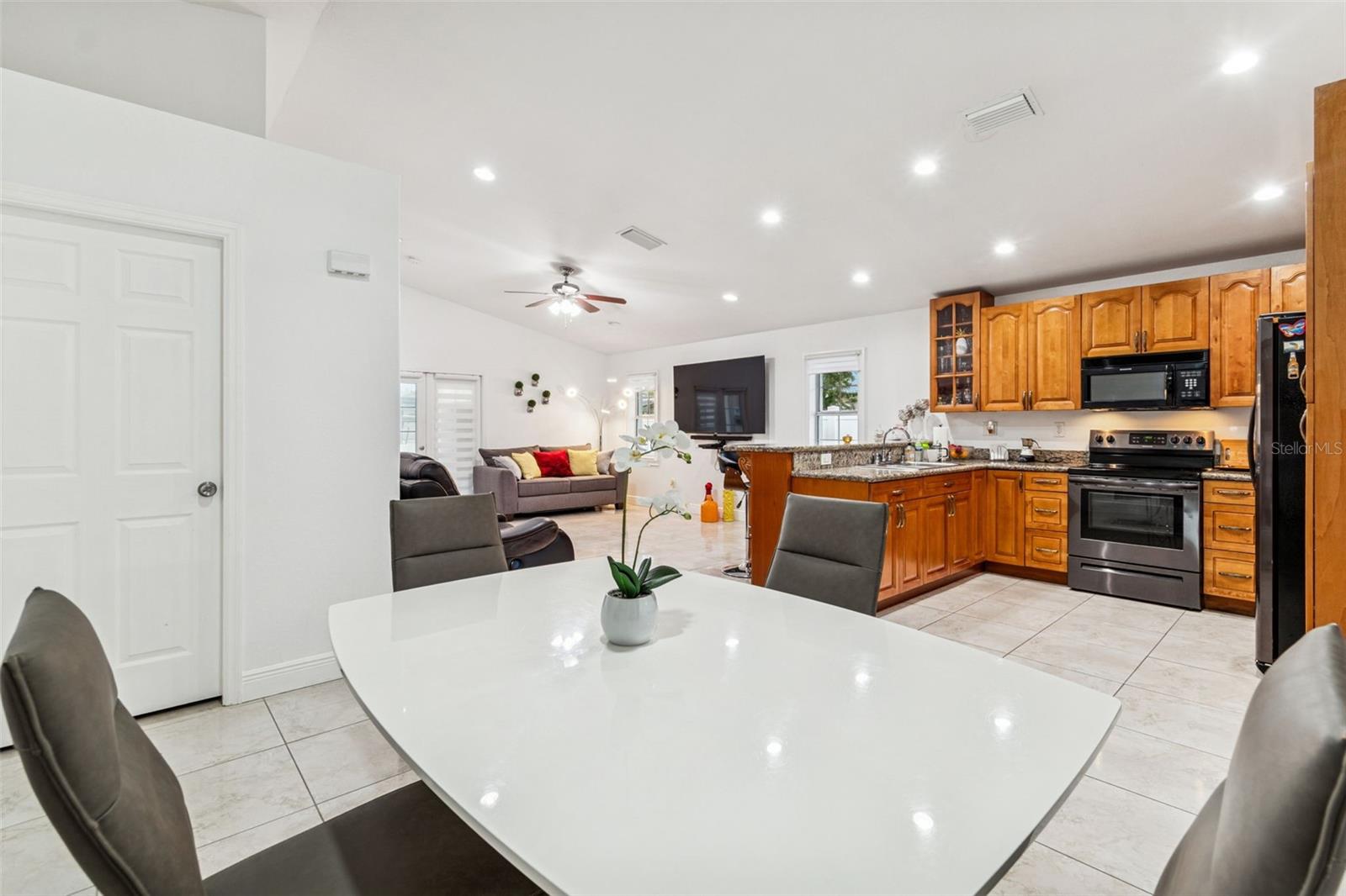 LORRAINE ESTATES - Residential