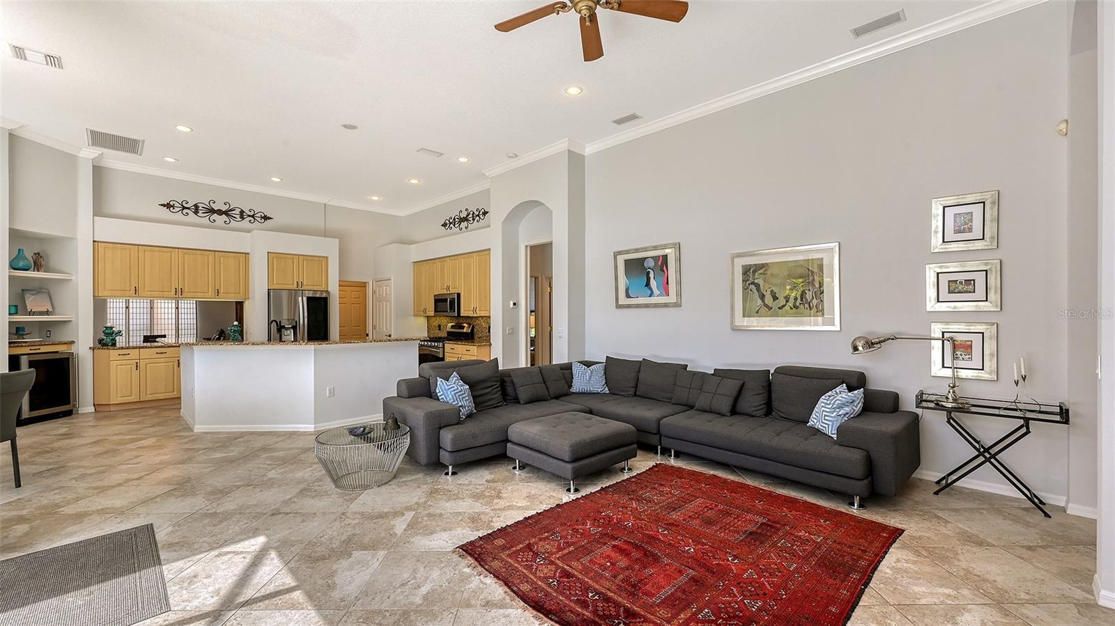 CHARLESTON POINTE PH A AT UNIV PLACE - Residential
