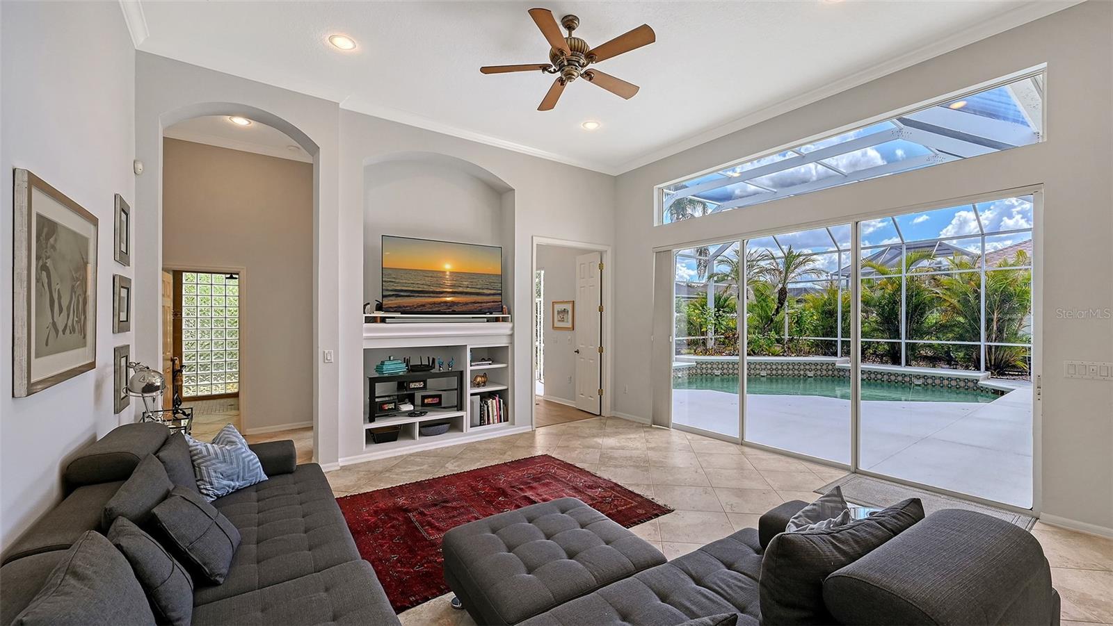 CHARLESTON POINTE PH A AT UNIV PLACE - Residential